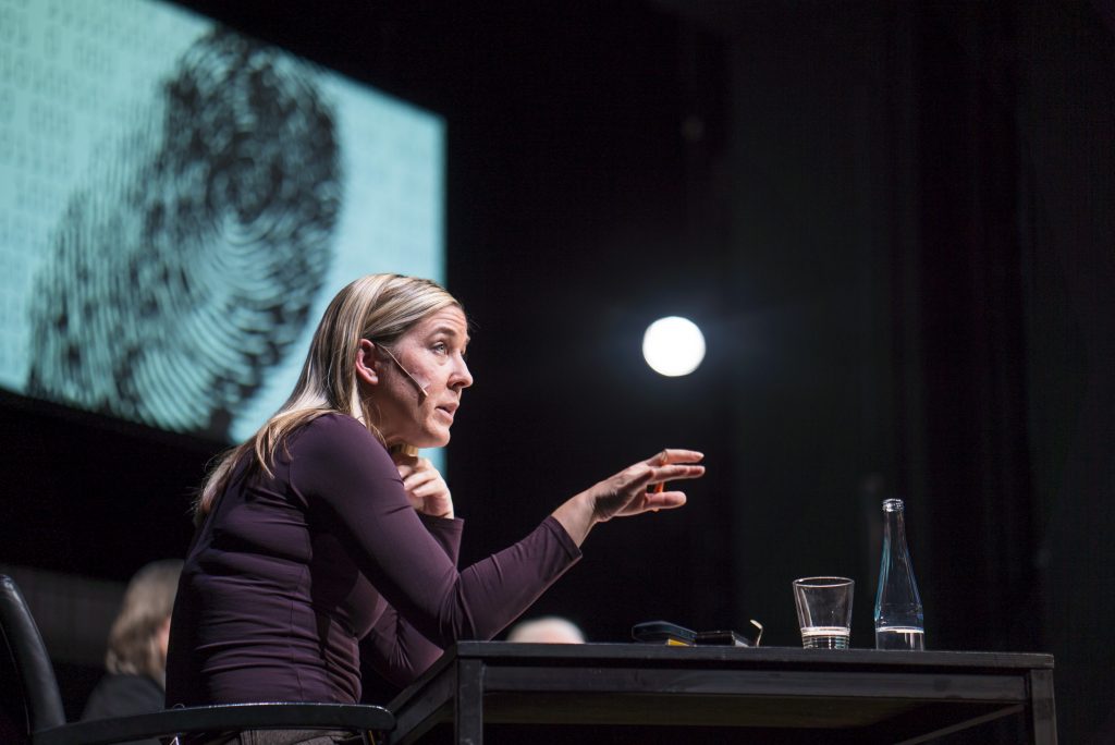 Auffuehrung Geheimdienste vor Gericht im Gorki Theater am 22102016 in Berlin. ( © Henning Schacht Leuthener Str. 1 - D 10829 Berlin - phone (+49) 0177 6443393 -www.berlinpressphoto.de )